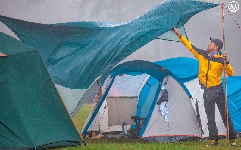 How Different Weather Conditions Affect Fabric Tent Performance 2 fabric tent